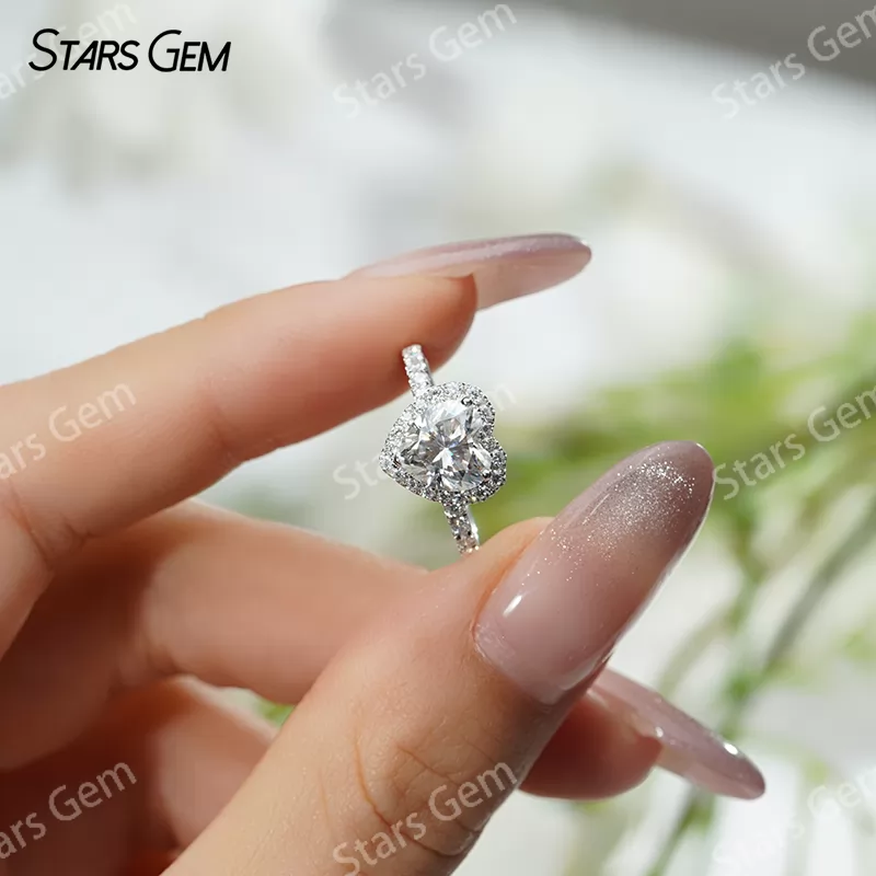 7×7mm Heart Cut Moissanite S925 Sterling Silver Halo Engagement Ring