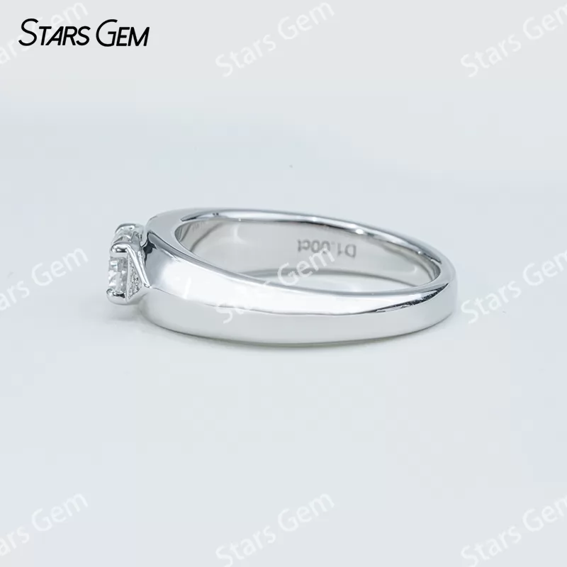 5×7mm Oval Cut Moissanite With Side Moissanite S925 Sterling Silver Engagement Ring