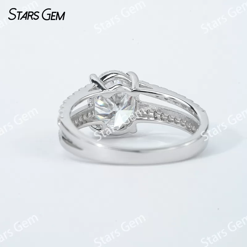 7×9mm Oval Cut Moissanite S925 Sterling Silver Pave Engagement Ring