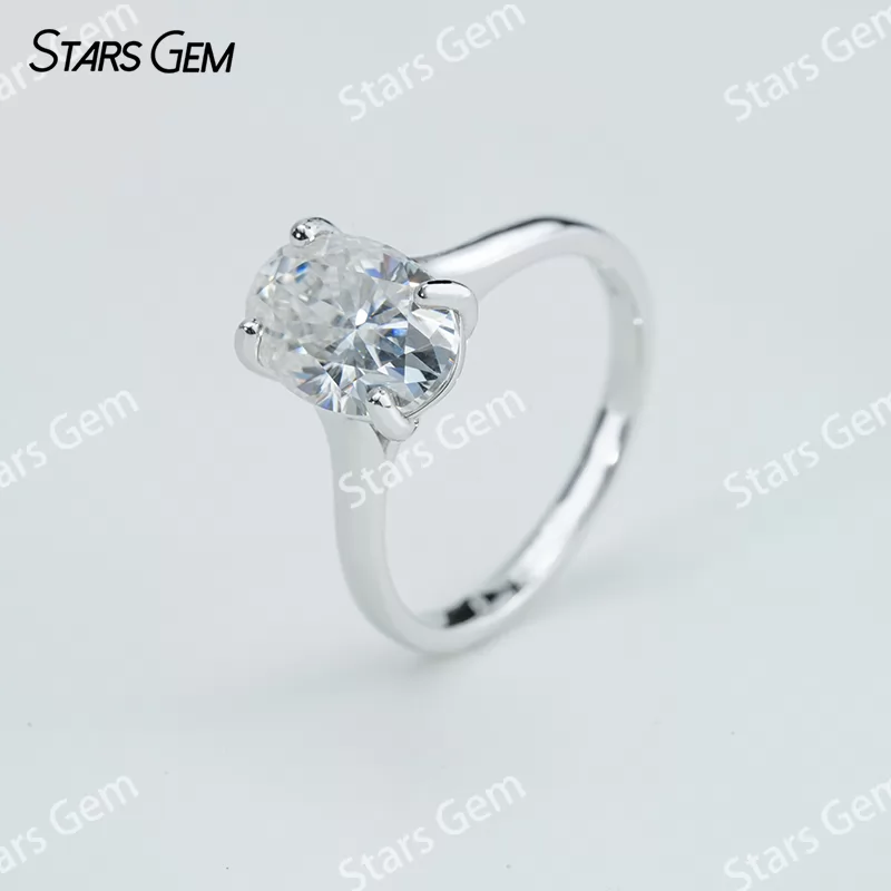 7×10mm Oval Cut Moissanite S925 Sterling Silver Solitaire Engagement Ring