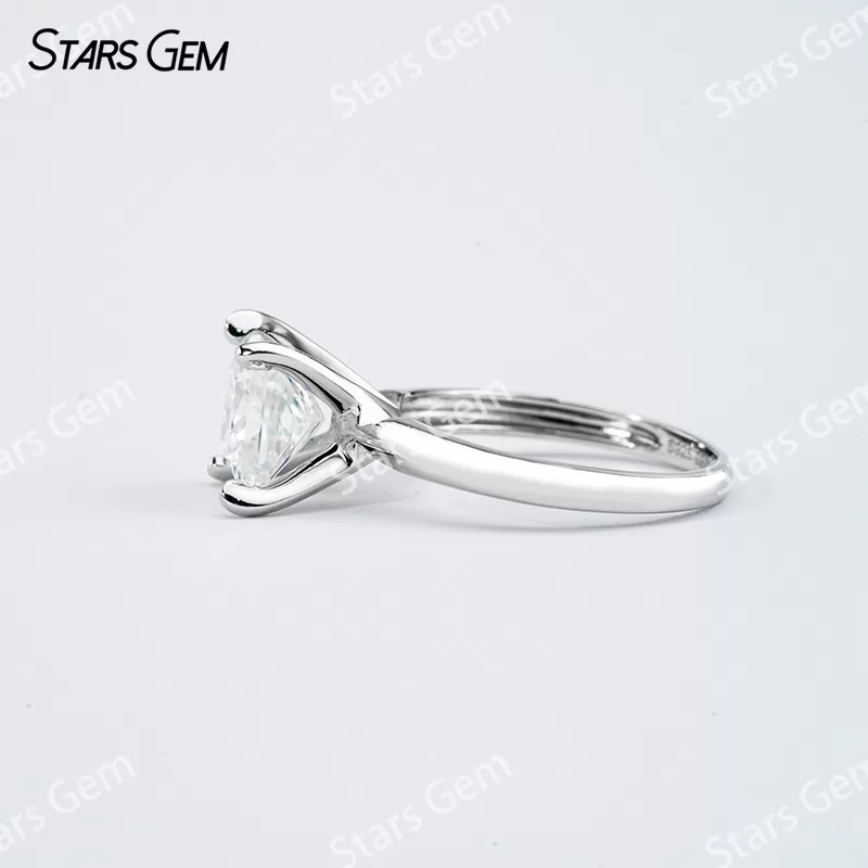 7×7mm Princess Cut Moissanite S925 Sterling Silver Solitaire Engagement Ring