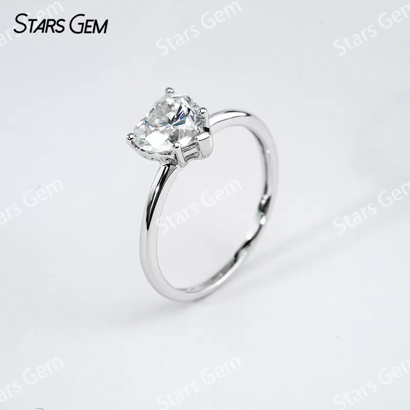 7×7mm Heart Cut Moissanite S925 Sterling Silver Solitaire Engagement Ring