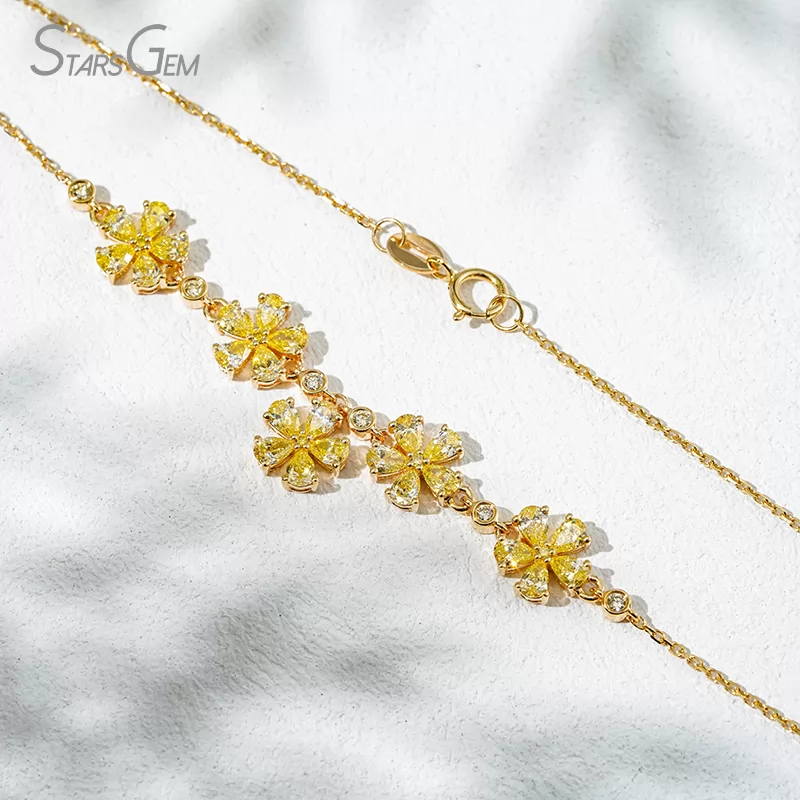 2.5×3.5mm Pear Cut Yellow Lab Grown Diamond 18K Yellow Gold Floral Design Diamond Necklace