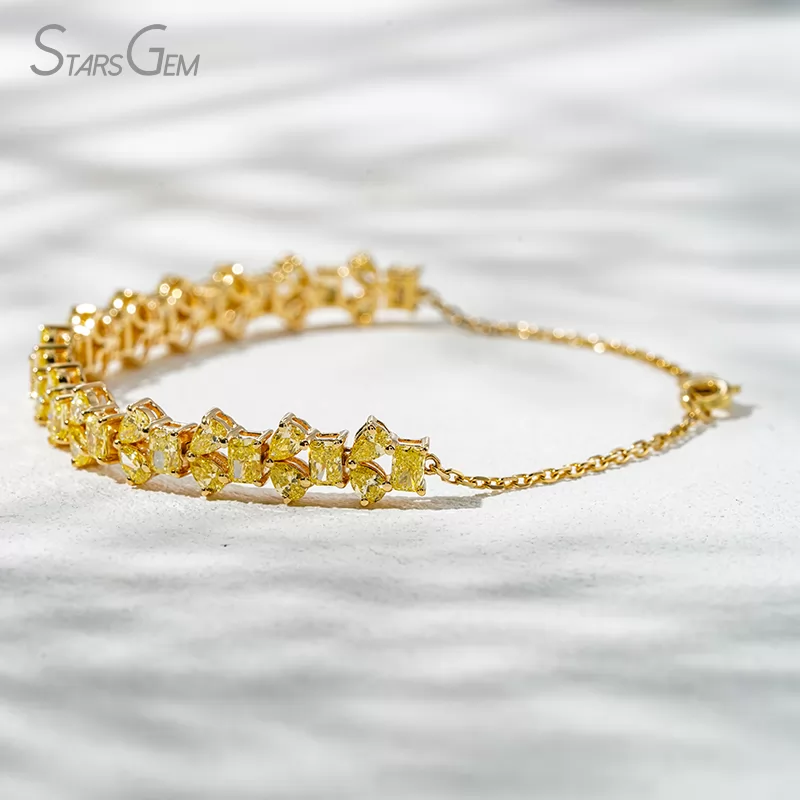 2.5×3.5mm Radiant Cut & Pear Cut Yellow Lab Grown Diamond 18K Yellow Gold Diamond Bracelet