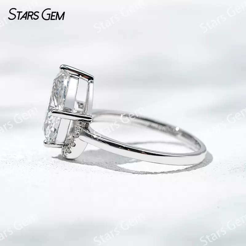 7.6×10.9mm Oval Cut Lab Grown Diamond With Side Diamond 18K White Gold Engagement Ring