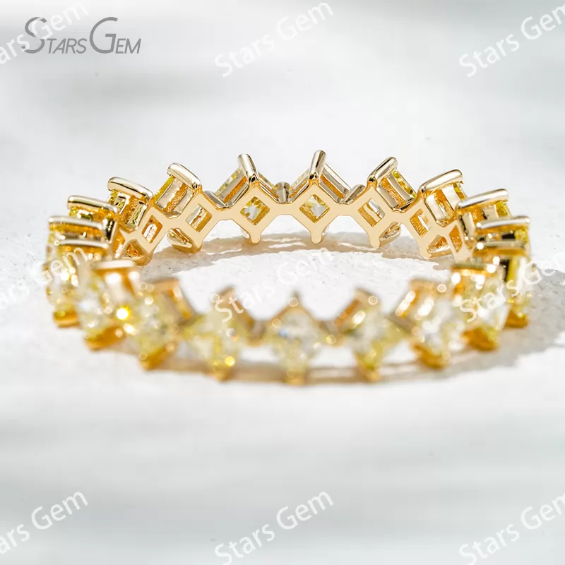 2.3×2.3mm Princess Cut Yellow Lab Grown Diamond 18K Yellow Gold Diamond Eternity Ring