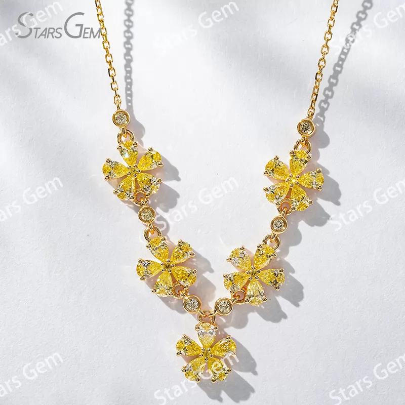 2.5×3.5mm Pear Cut Yellow Lab Grown Diamond 18K Yellow Gold Floral Design Diamond Necklace