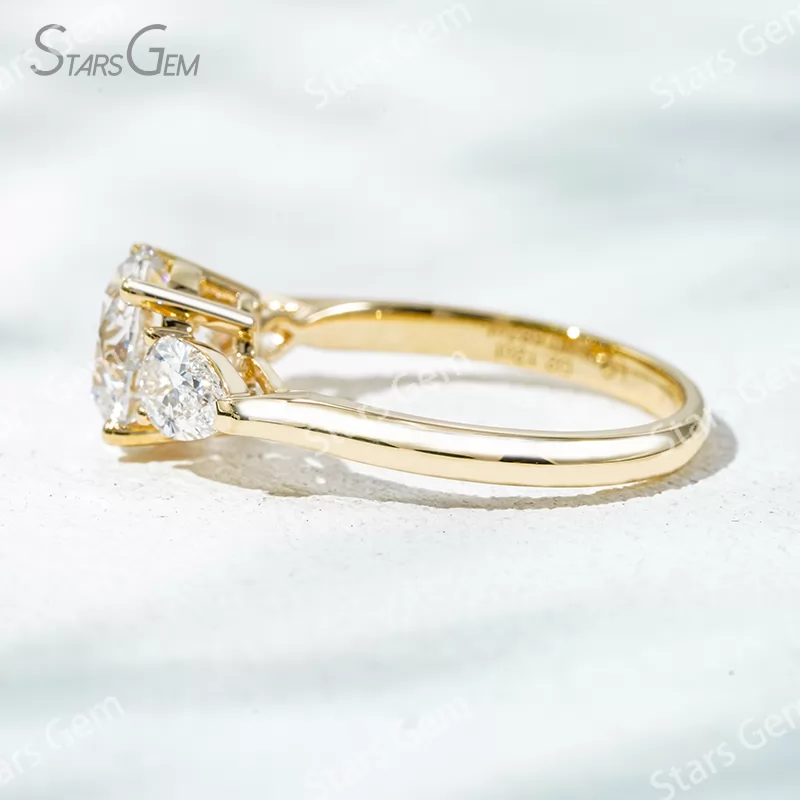18K Solid Gold Three Stone Type Certified 2.0ct Round Brilliant Cut with Pear Cut Lab Grown Diamond Engagement Ring