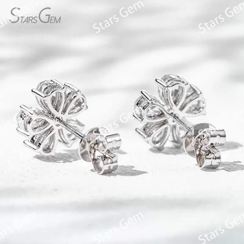 3×4mm Pear Cut Lab Grown Diamond 18K Gold Diamond Stud Earrings