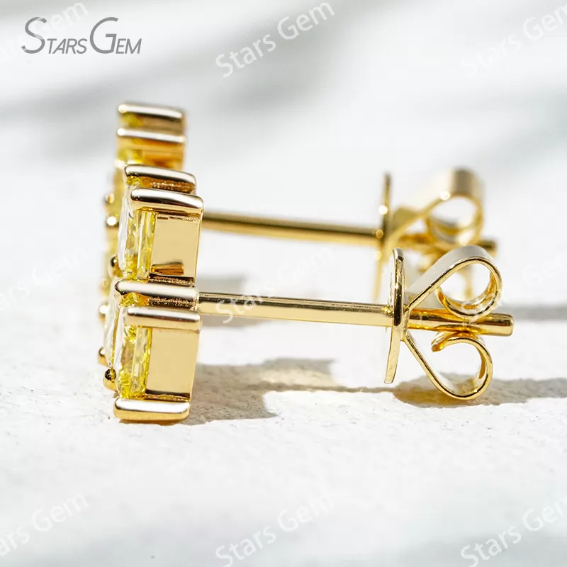 3×3mm Princess Cut Lab Grown Diamond 18K Gold Diamond Stud Earrings