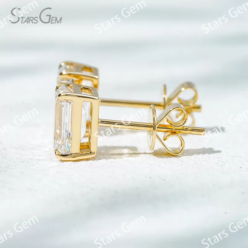 6.6×4.7mm Octagon Emerald Cut Lab Grown Diamond 4 Prongs 18K Gold Diamond Stud Earrings