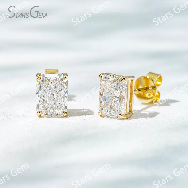 6.9×5mm Radiant Cut Lab Grown Diamond 4 Prongs 18K Gold Diamond Stud Earrings