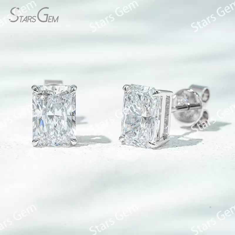 6.9×5mm Radiant Cut Lab Grown Diamond 4 Prongs 18K Gold Diamond Stud Earrings