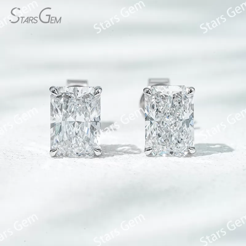 6.9×5mm Radiant Cut Lab Grown Diamond 4 Prongs 18K Gold Diamond Stud Earrings