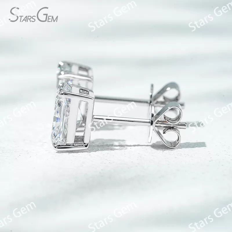 6.9×5mm Radiant Cut Lab Grown Diamond 4 Prongs 18K Gold Diamond Stud Earrings