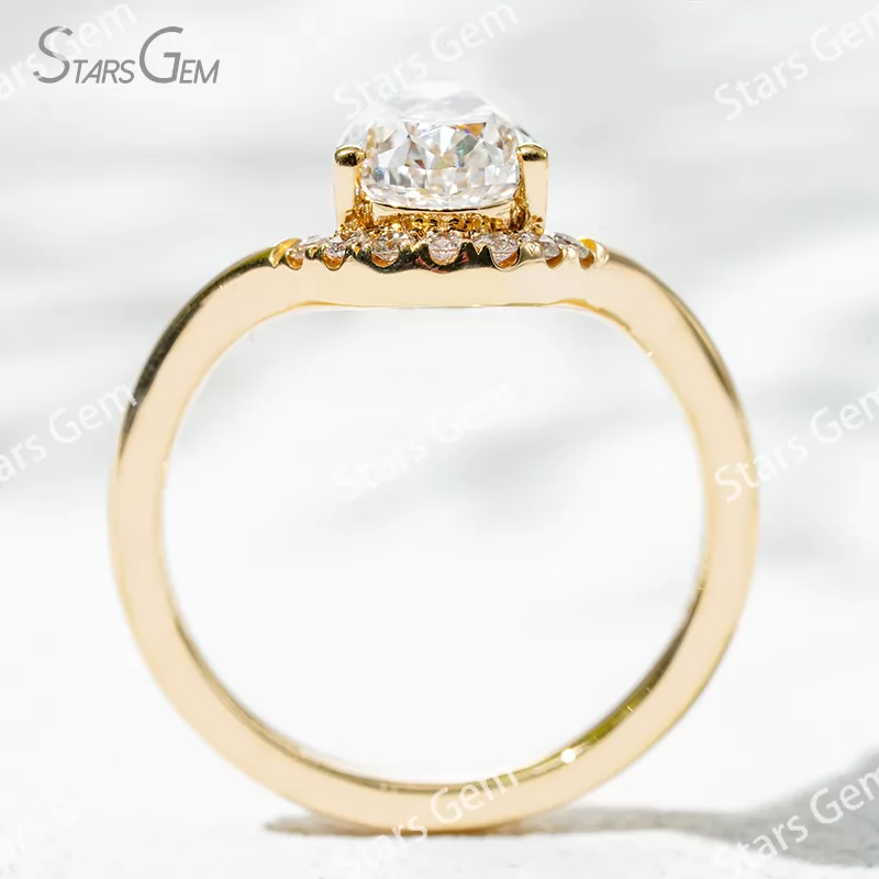6.19×10.43​mm Pear Cut Lab Grown Diamond With Side Diamond 18K Yellow Gold Engagement Ring