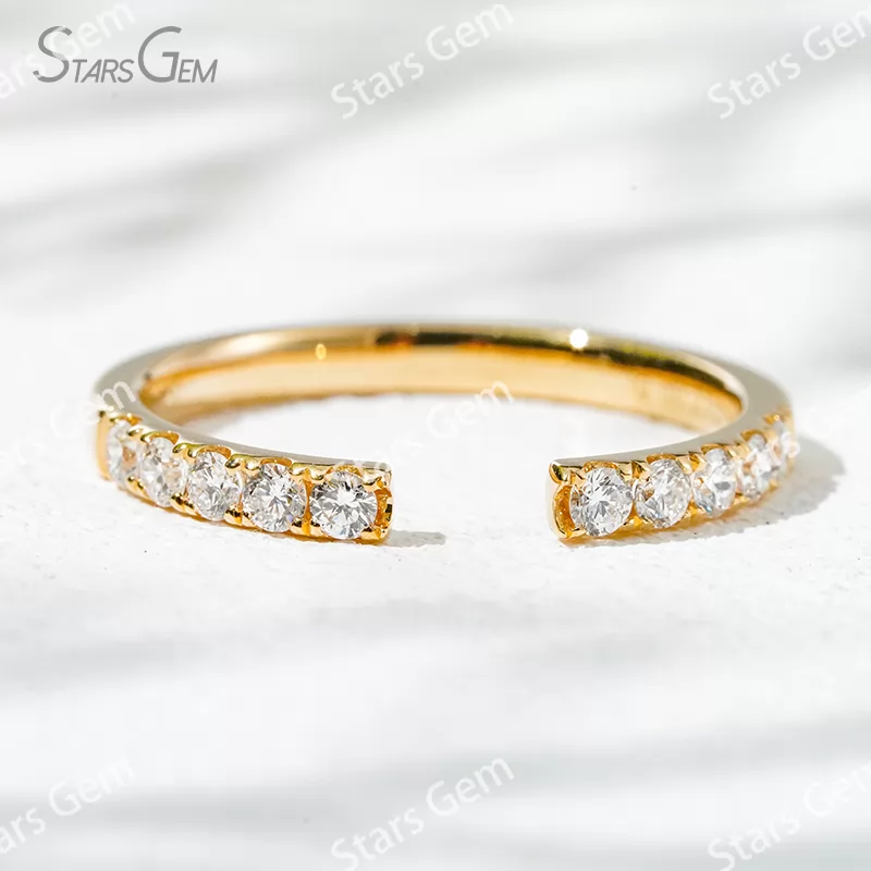 1.9mm Round Brilliant Cut Lab Grown Diamond 18K Gold Diamond Ring