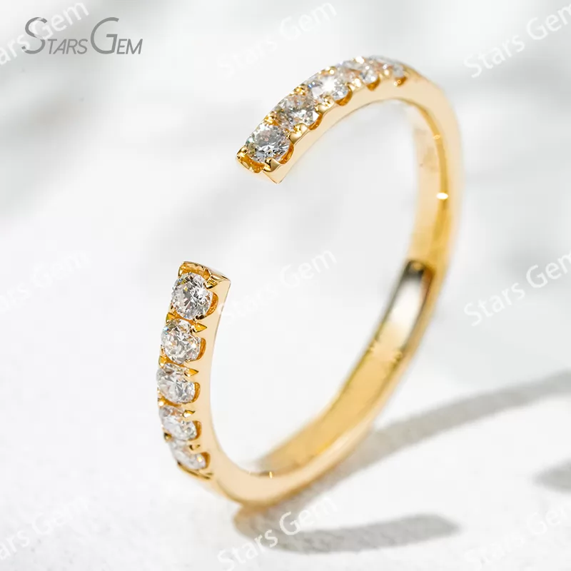 1.9mm Round Brilliant Cut Lab Grown Diamond 18K Gold Diamond Ring