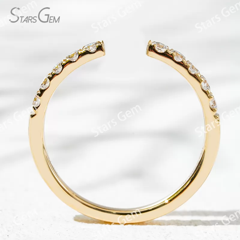 1.9mm Round Brilliant Cut Lab Grown Diamond 18K Gold Diamond Ring