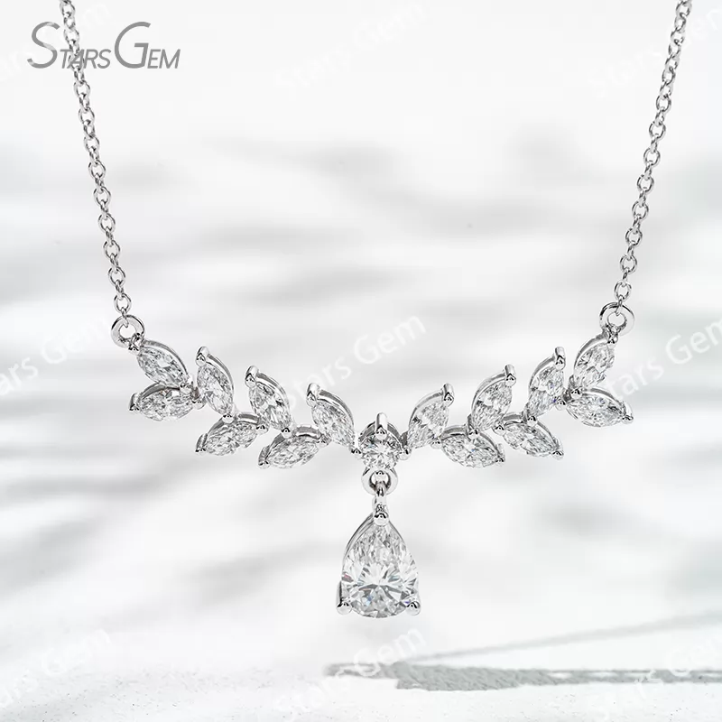 5×7mm Pear Cut Lab Grown Diamond 18K White Gold Diamond Necklace