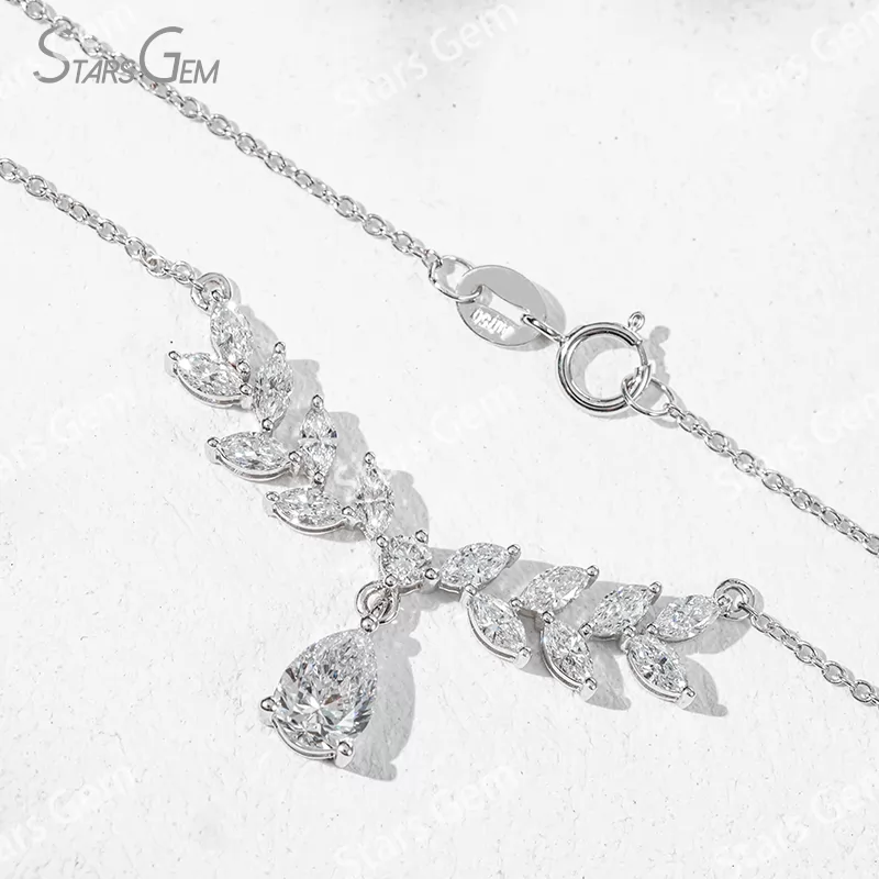 5×7mm Pear Cut Lab Grown Diamond 18K White Gold Diamond Necklace