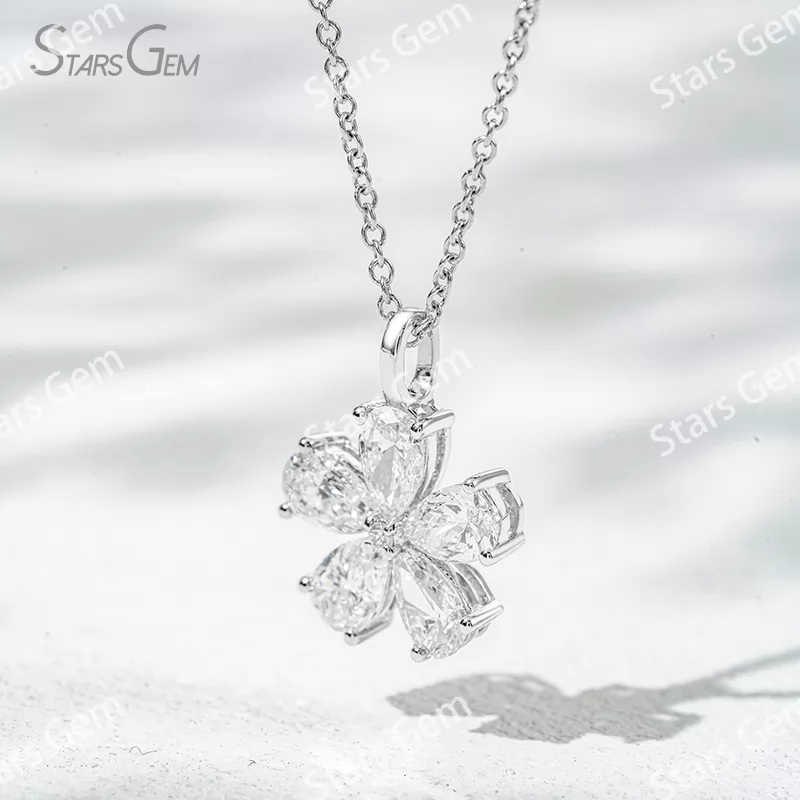 3.5×5.5mm Pear Cut Lab Grown Diamond 18K Gold Diamond Pendant Necklace