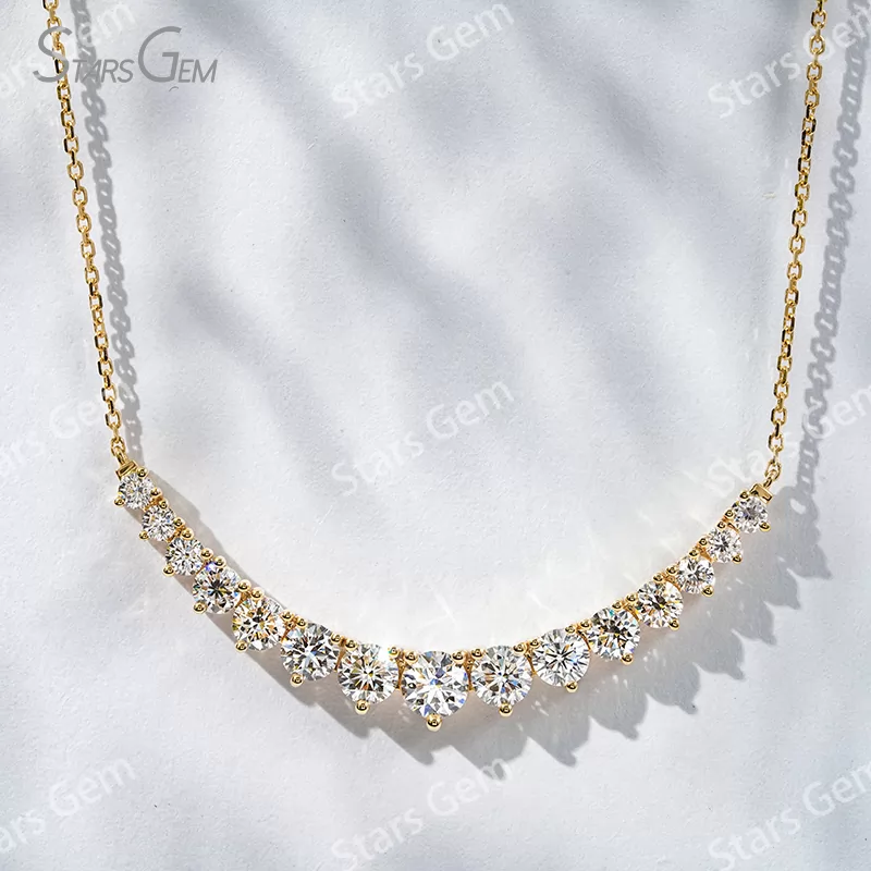 4.5mm Round Brilliant Cut Lab Grown Diamond 18K Gold Diamond Necklace