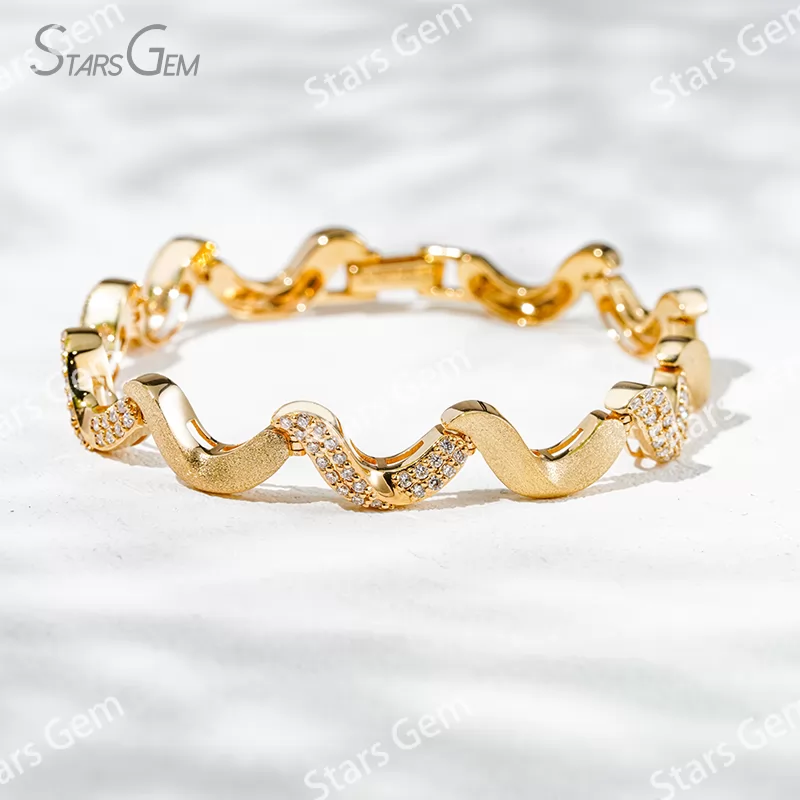 1.2mm Round Brilliant Cut Lab Grown Diamond Unique Wave Like Design 18K Yellow Gold Diamond Bracelet