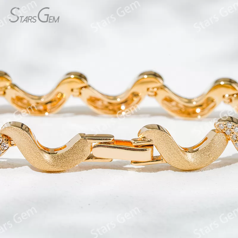 1.2mm Round Brilliant Cut Lab Grown Diamond Unique Wave Like Design 18K Yellow Gold Diamond Bracelet