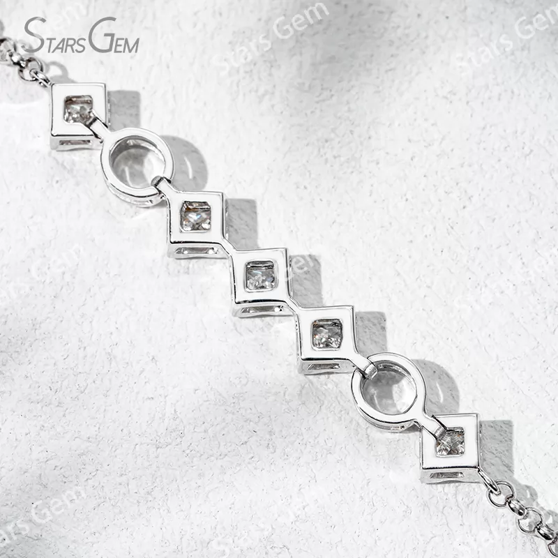 2.5×2.5mm Princess Cut Lab Grown Diamond 18K White Gold Diamond Bracelet