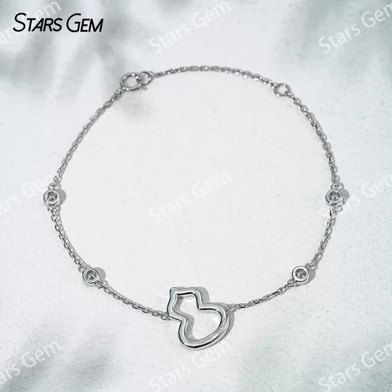 1.4mm & 2.8mm Round Brilliant Cut Lab Grown Diamond Gourd Shape 18K Gold Diamond Bracelet