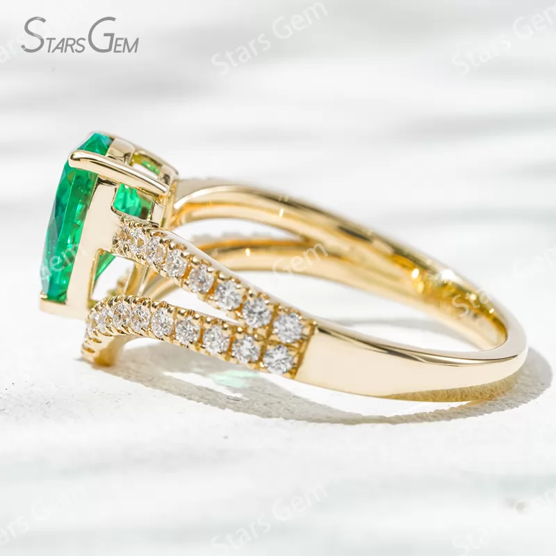 6×9mm Pear Cut Lab Grown Emerald 18K Gold Pave Engagement Ring