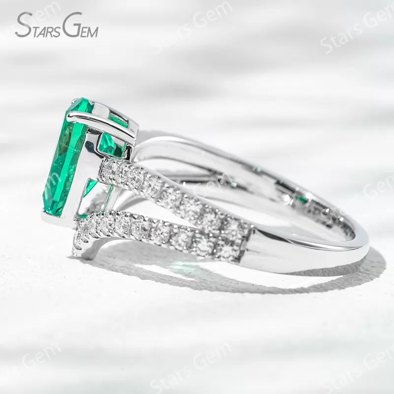 6×9mm Pear Cut Lab Grown Emerald 18K Gold Pave Engagement Ring