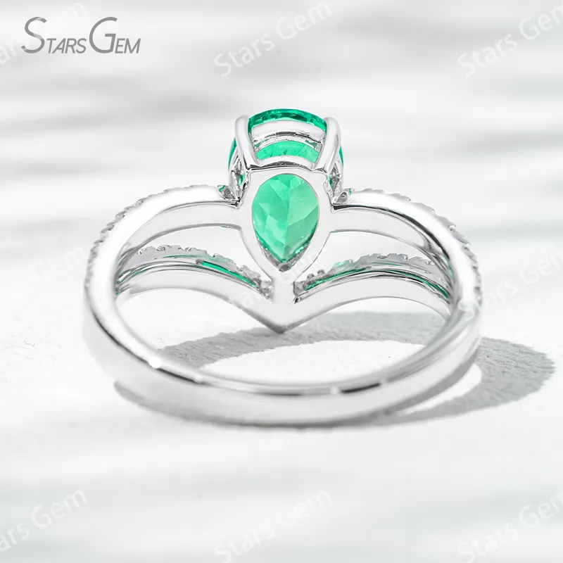 6×9mm Pear Cut Lab Grown Emerald 18K Gold Pave Engagement Ring