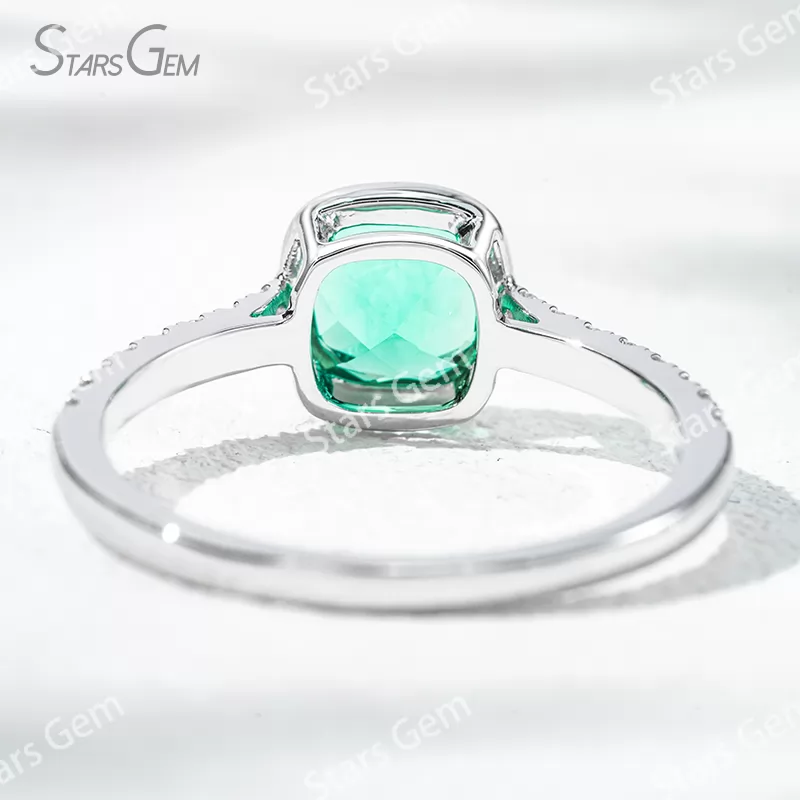 6×6mm Cushion Cut Lab Grown Emerald 18K Gold Pave Engagement Ring