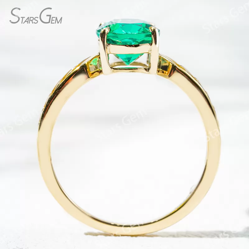7×9mm Oval Cut Lab Gemstones 18K Gold Solitaire Engagement Ring