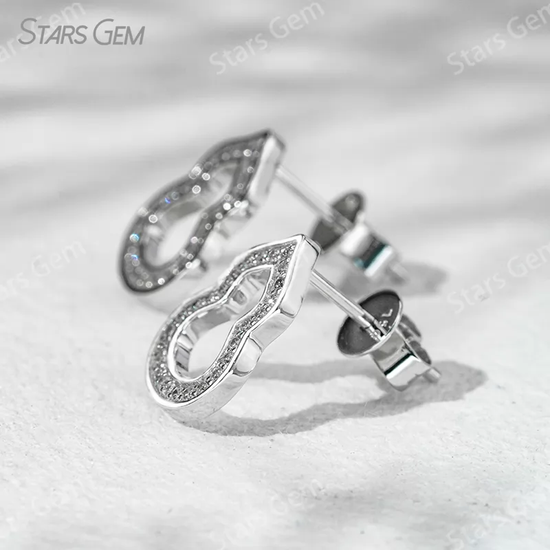 0.9mm Round Brilliant Cut Lab Grown Diamond Gourd Shape 18K Gold Diamond Stud Earrings