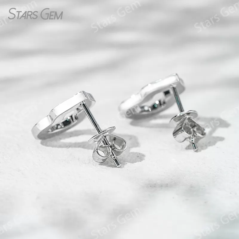 0.9mm Round Brilliant Cut Lab Grown Diamond Gourd Shape 18K Gold Diamond Stud Earrings
